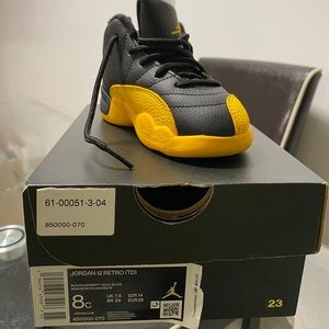 Toddler air jordan 12s size 8
